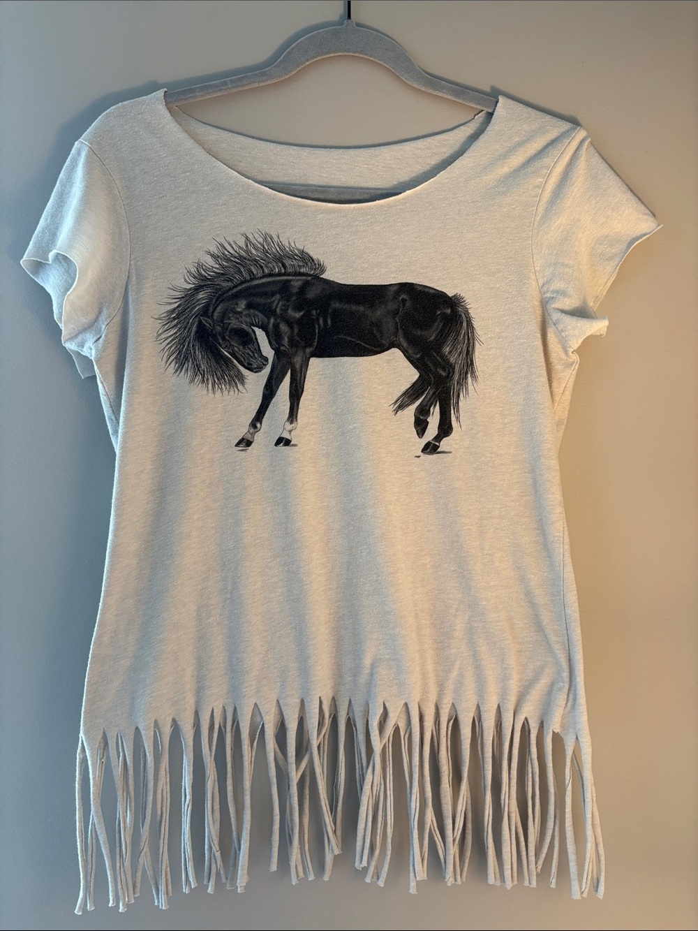 Women’s Cream Fringe Horse Graphic Tee